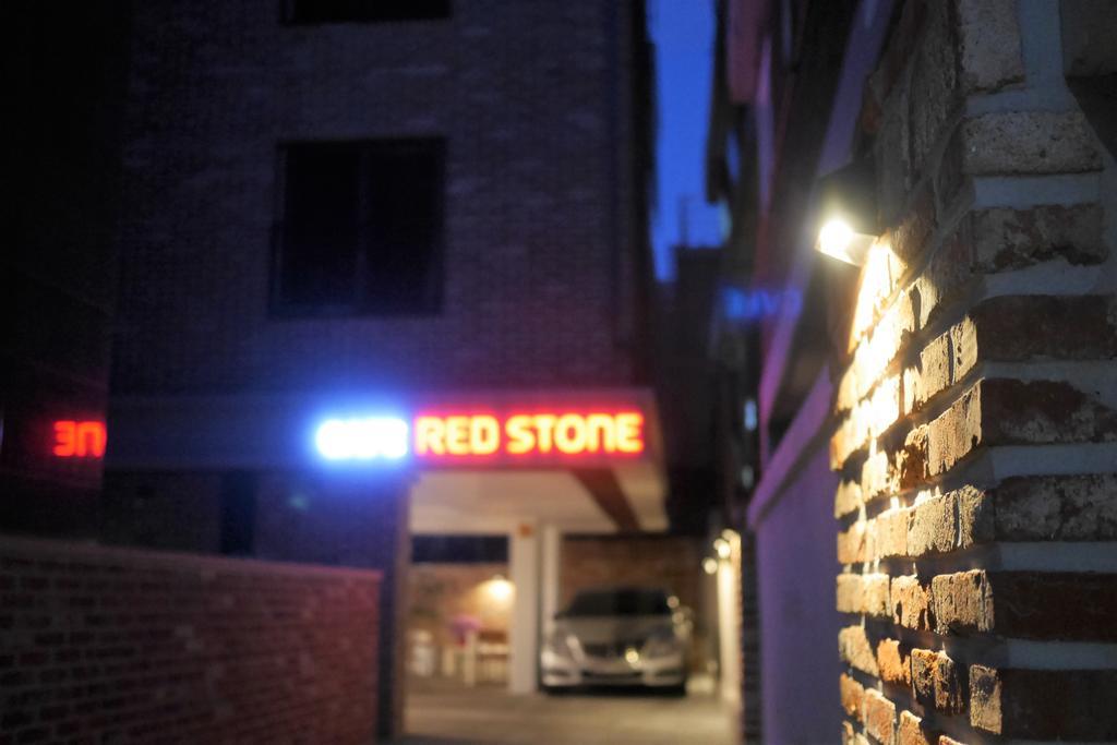 Red Stone Guesthouse Seoel Buitenkant foto