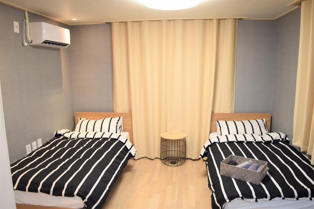 Red Stone Guesthouse Seoel Buitenkant foto